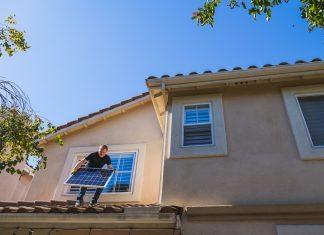 Here’s What You Need to Know When Going Off-Grid with Solar